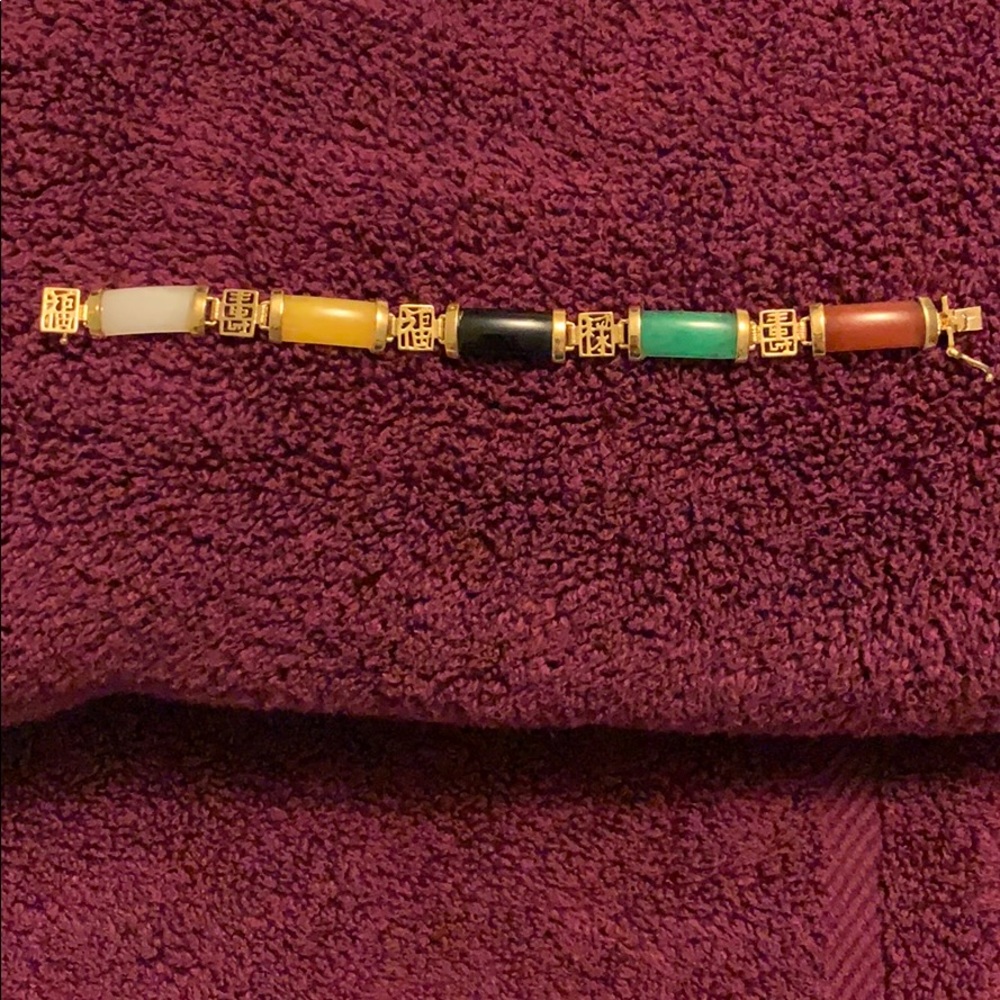 Bracelet.